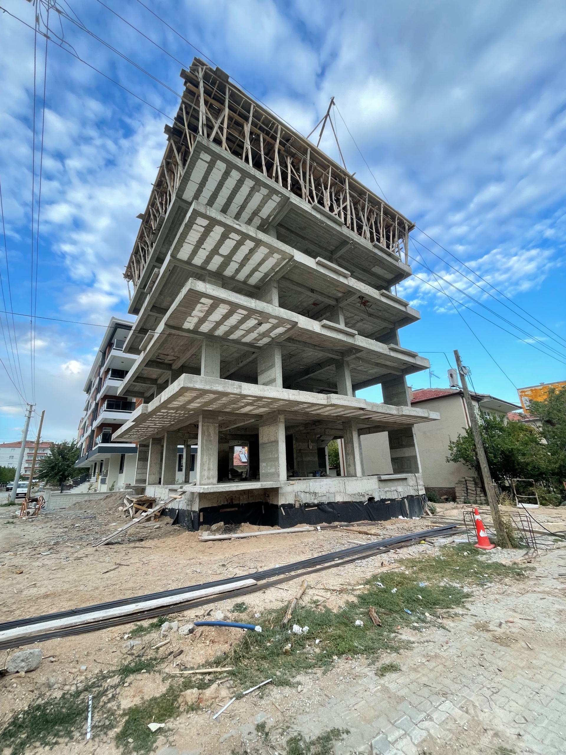 NASUHDEDE DE SATILIK 4+1 DAİRELER