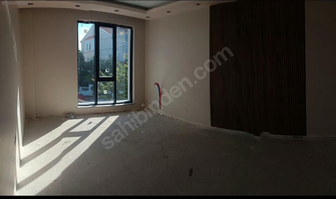 KINDAMDA SATILIK SIFIR LÜX VİLLA
