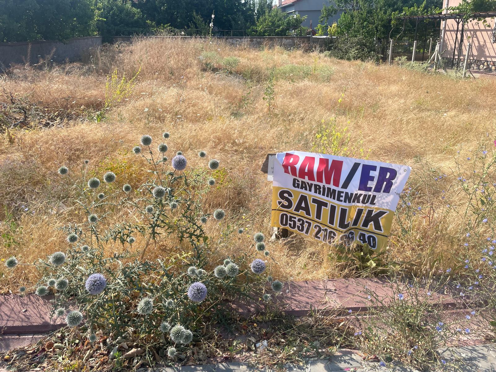 MEHTAP TEPESİNDE SATILIK ARSA